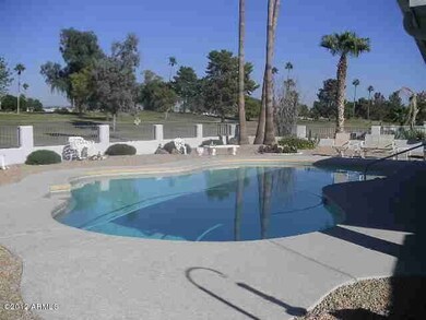 9718 W Lindgren Ave, Sun City, AZ 85373 - photo 4