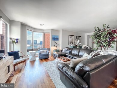 The Towers at Harbor Court unit 1509, Baltimore, MD 21202 - photo 2