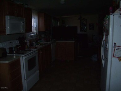 2nd view of the kitchen