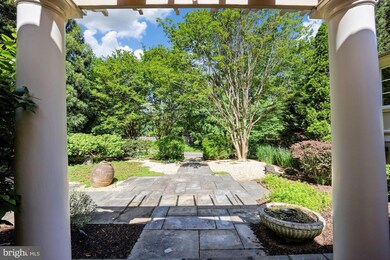 7711 Brookville Rd, Chevy Chase, MD 20815 - photo 4