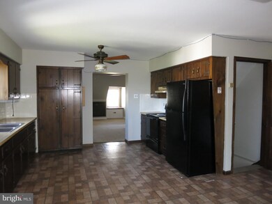 1014 Unit B Quarry Rd, Perkasie, PA 18944 - photo 2