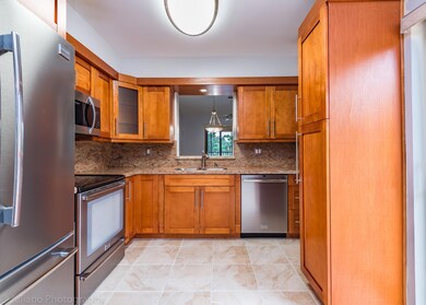 23032 Island View unit B, Boca Raton, FL 33433 - photo 4