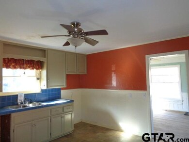 1323 1323 E Sixth St, Tyler, TX 75701 - photo 7