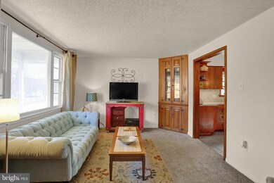 177 Gelsinger Rd, Reading, PA 19608 - photo 3