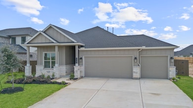 112 Black Hickory Dr, Waller, TX 77484 - photo 2