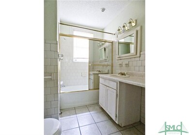 Large Full Bathroom