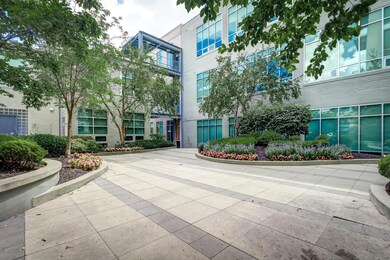 05 - 60 East Spring Street-5.jpg