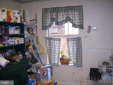 10806 Chesterwood Dr, Spotsylvania, VA 22553 - photo 3