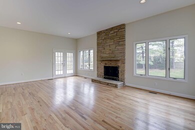 11629 Falls Rd, Potomac, MD 20854 - photo 6