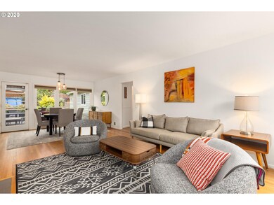 1860 SW Glenview Ave, Portland, OR 97225 - photo 3