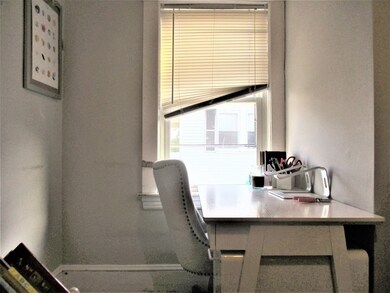 31 Falmouth Rd, West Newton, MA 02465 - photo 6