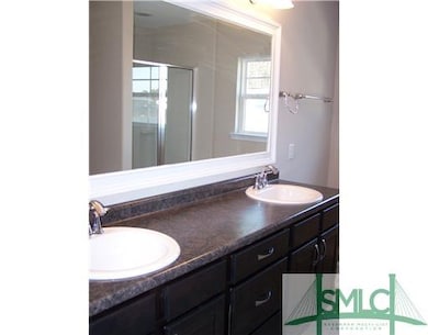 Master Bath/Spa. 2 sinks, garden tub and separate 