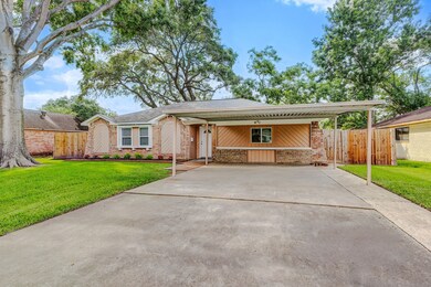 1627 Brumbelow St, Rosenberg, TX 77471 - photo 4