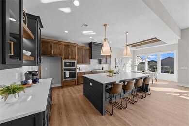 1613 SW Arbor Park Dr, Lee's Summit, MO 64082 - photo 7