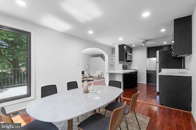 1806 N Shore Ct, Reston, VA 20190 - photo 4