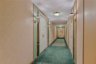 Dithridge House unit 303, Pittsburgh, PA 15213 - photo 3