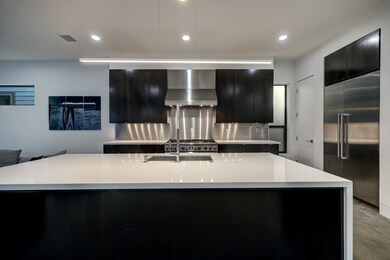 2014 Park St, Houston, TX 77019 - photo 7