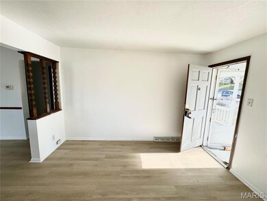 3304 Fernwood Ave, Alton, IL 62002 - photo 4