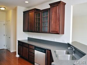 4452 Lenni Cir unit 22, Emmaus, PA 18049 - photo 4