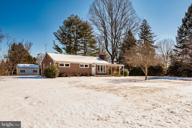 6513 Carroll Highlands Rd, Sykesville, MD 21784 - photo 2