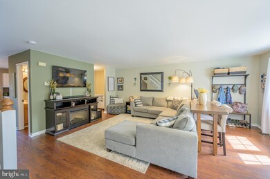 102 Coventry Pointe Ln, Pottstown, PA 19465 - photo 5