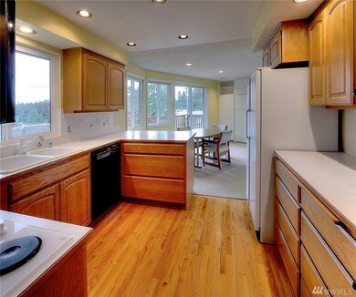 1208 Coral Dr, Fircrest, WA 98466 - photo 6