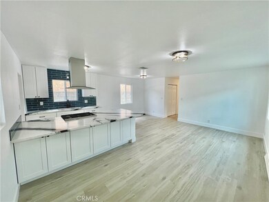 2060 E Oris St, Compton, CA 90222 - photo 4