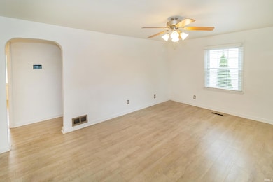 2318 E Franklin St, Evansville, IN 47711 - photo 3