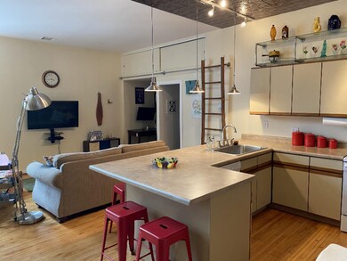 297 Clay - Kitchen to Living Room B