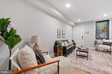 229 S Wolfe St, Baltimore, MD 21231 - photo 3