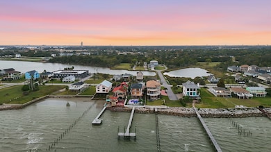 1918 Todville Rd, Seabrook, TX 77586 - photo 2