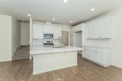 2276 N Columbus Dr, Fresno, CA 93727 - photo 7