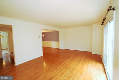 26 Salthill Ct, Lutherville Timonium, MD 21093 - photo 5