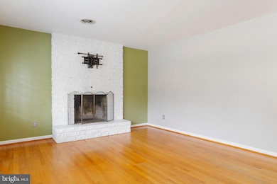 10935 Larch Ave, Hagerstown, MD 21740 - photo 2