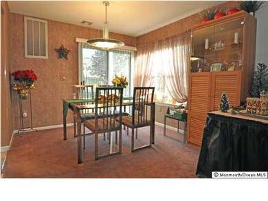 7 Groom Ct, Tinton Falls, NJ 07753 - photo 5