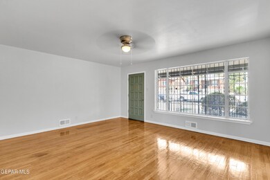2516 Richmond Ave, El Paso, TX 79930 - photo 3