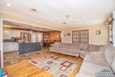 919 Doyle St, Longview, TX 75601 - photo 4