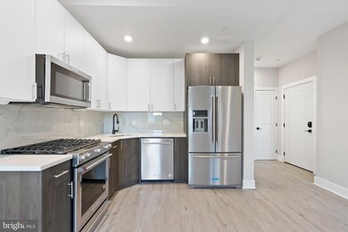 408-10 N Front St unit 2, Philadelphia, PA 19123 - photo 5