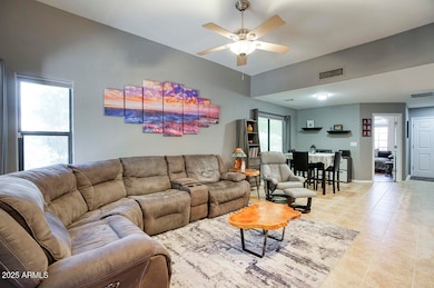 Living Room / Dining
