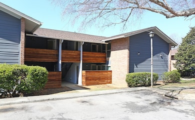 18 Berryhill Rd, Columbia, SC 29210 - photo 2