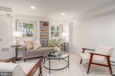 1683 35th St NW unit B, Washington, DC 20007 - photo 3