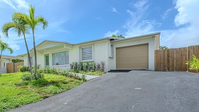 1717 16th Ct N, Lake Worth, FL 33460 - photo 5