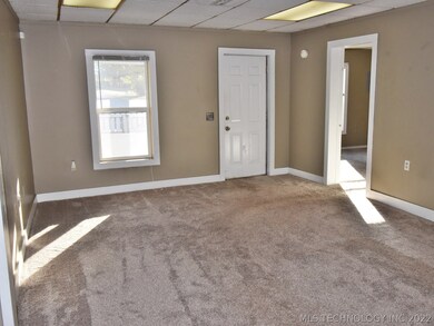 610 S College Ave, Tahlequah, OK 74464 - photo 6