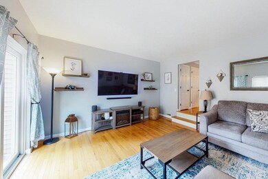 82 Gaslight Ln, North Easton, MA 02356 - photo 3