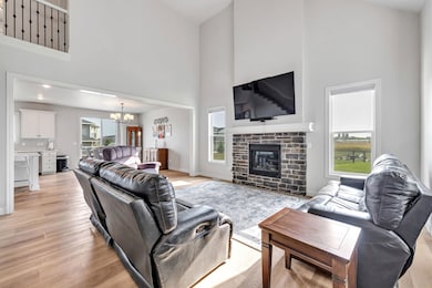 1004 Gulfstream Ct, de Pere, WI 54115 - photo 2