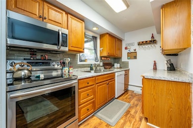 330 N 1st St, Carlisle, IA 50047 - photo 6