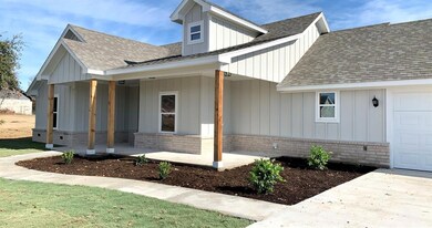 148 Ronnie Ln, Weatherford, TX 76088 - photo 3