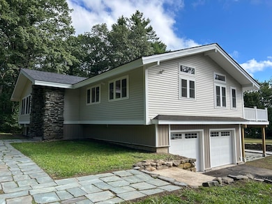 19 Crown Hill Rd, Atkinson, NH 03811 - photo 3