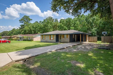 405 Stone Dr, Lufkin, TX 75904 - photo 2