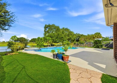 411 Crestwater Trail, Houston, TX 77082 - photo 5